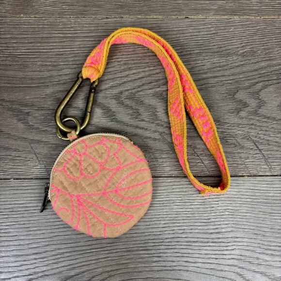 Free People One FP One Upcycled Circle Wallet - Picture 1 of 6